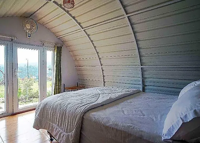 Hotel Rainbow Glamping 4*