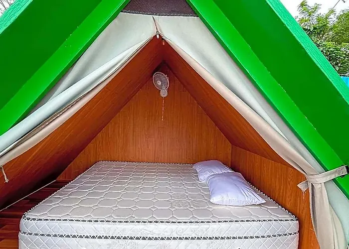 Rainbow Glamping Hotel 4*